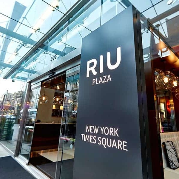 hotel-riu-plaza-new-york-times-square-2_tcm55-211600